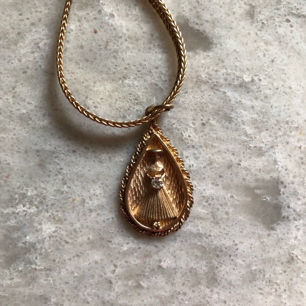 10k Gold Teardrop Pendant lady with cz - Pendant